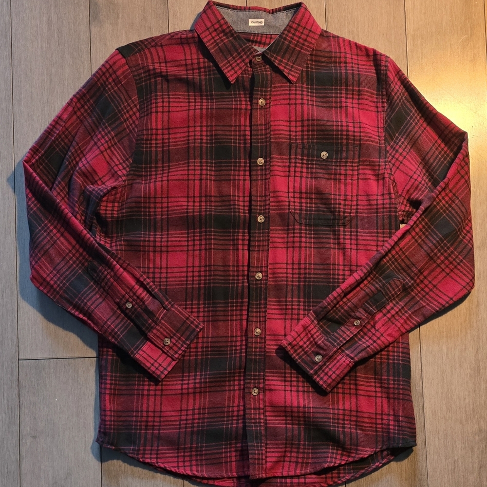 Lee Red and Black Plaid Flannel Casual Button Down Shirt